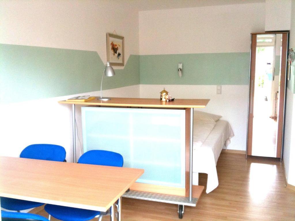 I-Motel Obertshausen Pokoj fotografie